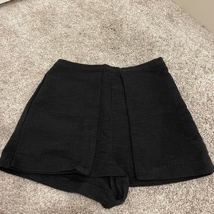 Black Top Shop Skort